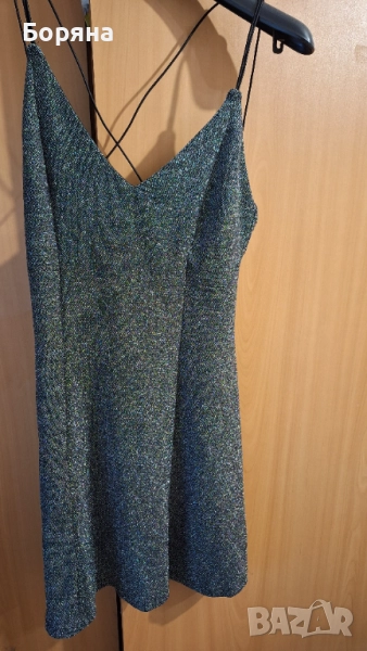 Сива кокетна рокля с гол гръб, снимка 1