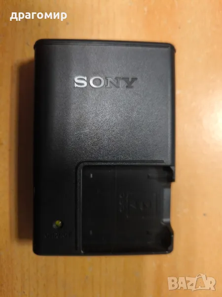 SONY BC-CSK BATTERY CHARGER , снимка 1