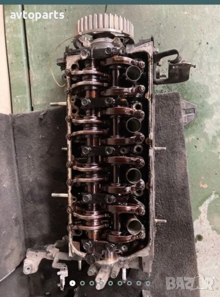 Hondaб civic 2004година 1.4i Глава, снимка 1