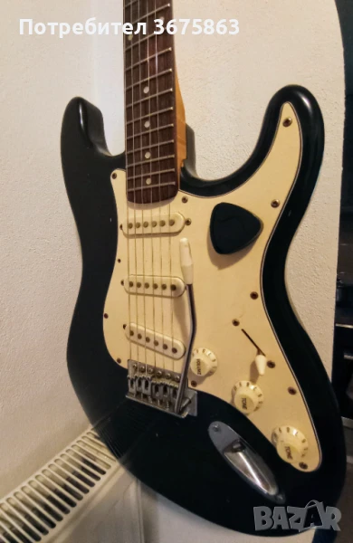 Продавам електрическа китара Maxtone , снимка 1