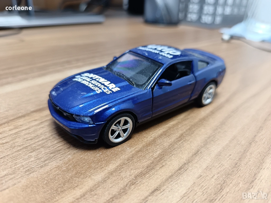 Ford Mustang GT - мащаб 1:43 на MSZ моделът е без липси и опаковка в добро състояние, снимка 1