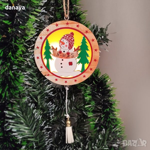4135 Кръгла светеща коледна играчка за елха Снежко с елхички, снимка 1
