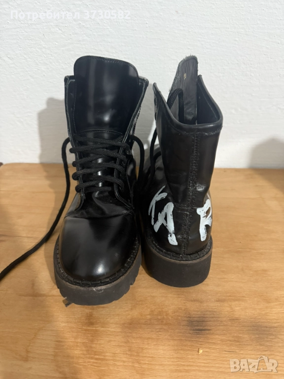 Оригинални черни дамски боти кубинки Karl Lagerfeld 38 номер, снимка 1