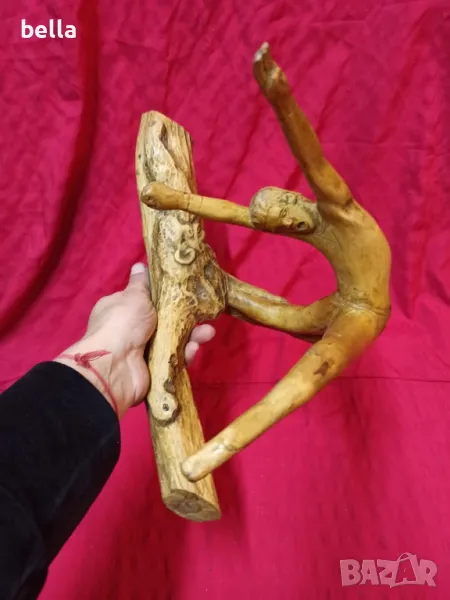 Дървена нестандартна пластика от добре обработен клон ,дърворезба , снимка 1