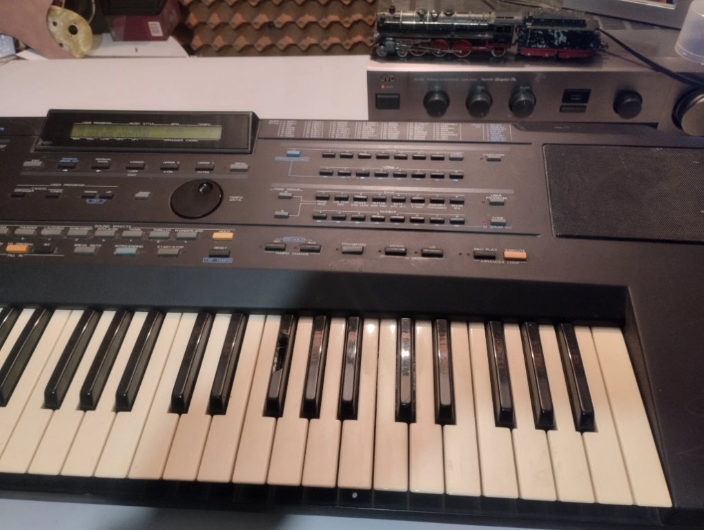 Roland E-70 в Синтезатори в гр. Търговище - ID50046353 | Bazar.bg