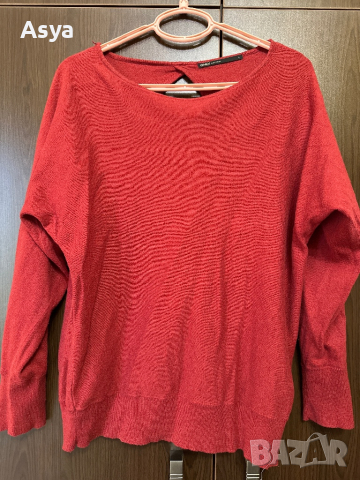Блуза с изрязан гръб, снимка 1 - Блузи с дълъг ръкав и пуловери - 44807249