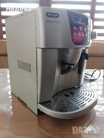 Кафемашина робот Delonghi Magnifica 200лв, снимка 5 - Кафемашини - 48892568