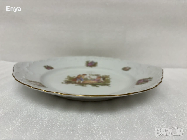 Голяма чиния (плато) от полски порцелан с декор "Ромео и Жулиета", снимка 2 - Антикварни и старинни предмети - 53915009