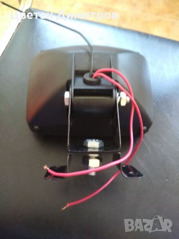 Халогенен фар с две крушки по 55w 12v с две захранвания., снимка 2 - Части - 34154128