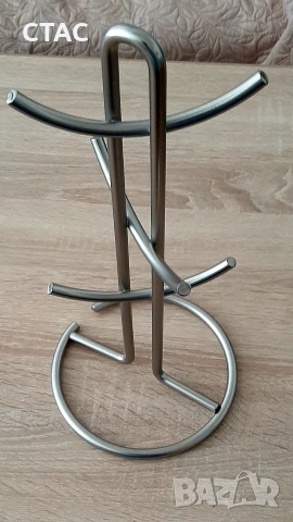 Козметична кутия с капак и нови ,оригинални свещници и Порцеланови чинийки-подложки, снимка 13 - Други стоки за дома - 51355956