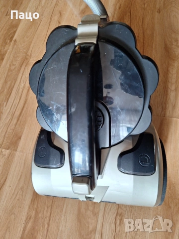 Прахосмукачка без торбичка AEG LX4-1-SM-P, 800 W,, снимка 9 - Прахосмукачки - 54160310