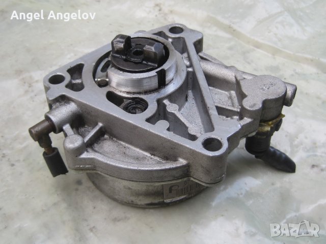 Вакуум помпа 55205444 Pierbburg 729053030103 Opel Zafira Vectra C 1,9 tdci Fiat Grande Multijet , снимка 3 - Части - 32142450