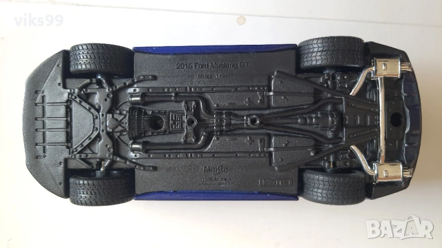 Ford Mustang GT и Porsche 911 Carrera - Мащаб 1:24, снимка 18 - Колекции - 54216773