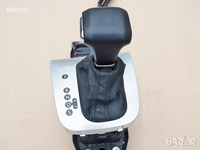 ТЪРСЯ селектор/лост за скорости за автоматична кутия 1К1 713 025К 