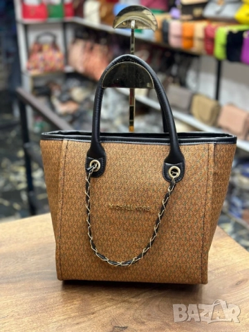 чанти michael kors , снимка 5 - Чанти - 51435427