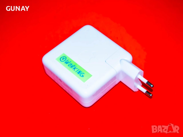 Оригинално зарядно Apple 61W A1718 адаптер за MacBook Air Pro USB-C, снимка 2 - Части за лаптопи - 54086712