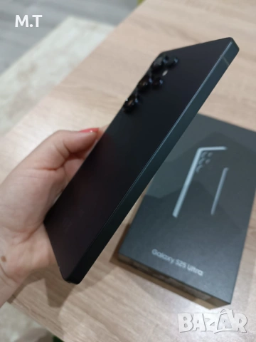 SAMSUNG S25 ULTRA 256 GB почти нов!, снимка 3 - Samsung - 53940675
