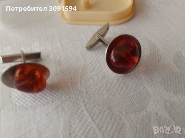   Соц Копчета ,Ръкавели, Бутонели от кехлибар , снимка 5 - Антикварни и старинни предмети - 44384665