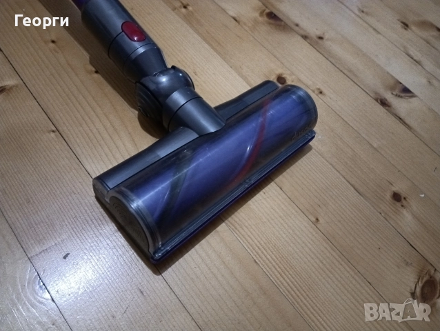 Много добра Dyson V10 безжична прахосмукачка пълен комплект, снимка 5 - Прахосмукачки - 52776522