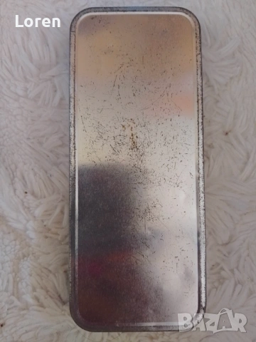 Подарявам две метални кутии и три гумички, снимка 2 - Други - 53984709