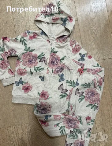 Тънък флорален анцуг HM, снимка 3 - Детски анцузи и суичери - 49976571