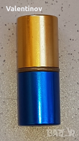 Старинна бензинова запалка 