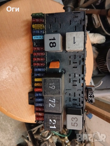 Бушонно табло за Голф 2 и Джета 171 941 813 D