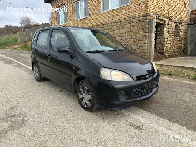 Daihatsu YRV 1.3 , снимка 2 - Автомобили и джипове - 54034266