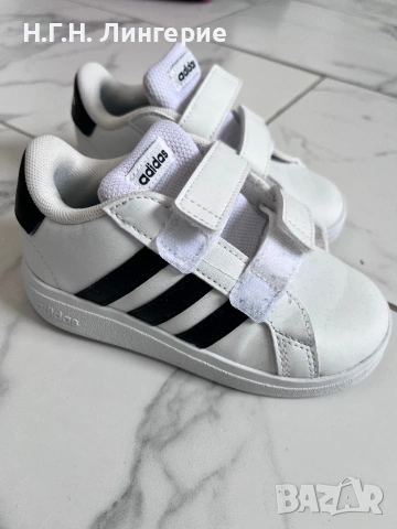 Детски маратонки адидас, снимка 2 - Детски обувки - 54097642