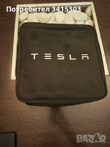 Tesla mobile connector - type 2 мобилна зарядна станция 