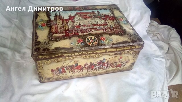 Стара метална кутия Австрия