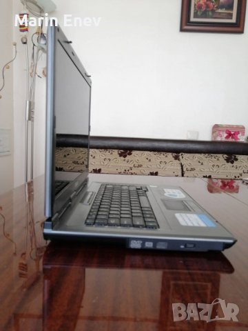 Лаптоп Asus X51L, снимка 2 - Лаптопи за дома - 37605774