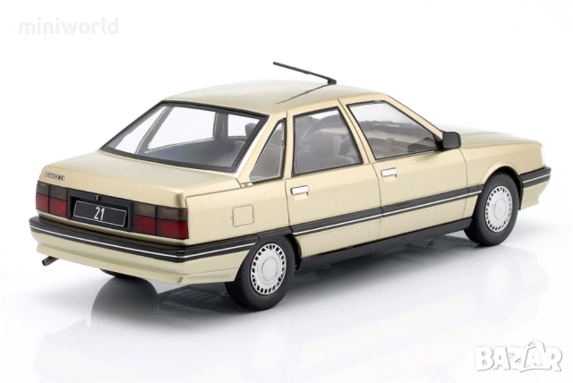 RENAULT 21 1986 - мащаб 1:24 на WhiteBox моделът е нов в кутия, снимка 2 - Колекции - 52246755