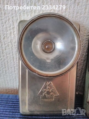 Прожектор фенерчета,батерии за осветление,стари от Соца., снимка 7 - Антикварни и старинни предмети - 38142067