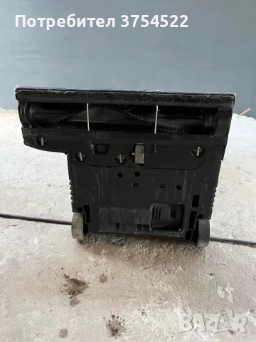 Професионална прахосмукачка за мокети и килими Karcher CV 38/2, снимка 10 - Друго - 51074797