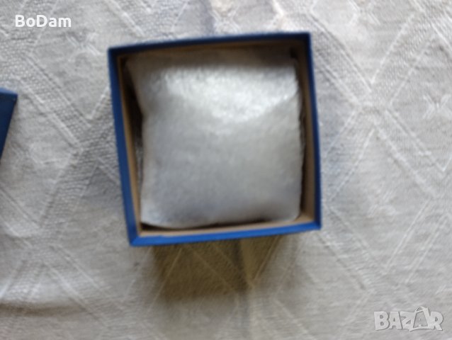 Луксозно ПРЕСПАПИЕ с посребрена основа, снимка 3 - Колиета, медальони, синджири - 44506409