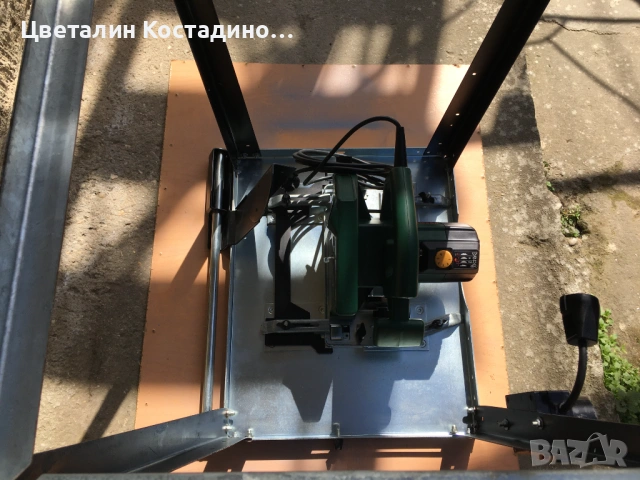 настолен циркуляр Bosch, със стойка Bosch, снимка 11 - Циркуляри - 54258925