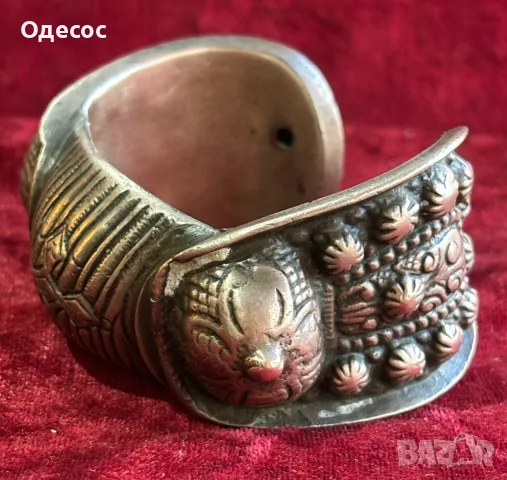 Възрожденска сребърна гривна рогатка, снимка 6 - Антикварни и старинни предмети - 56119618