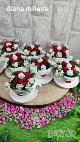 Сладурски чашки с нежни цветлета в бяло и червено!, снимка 5 - Декорация за дома - 51925312
