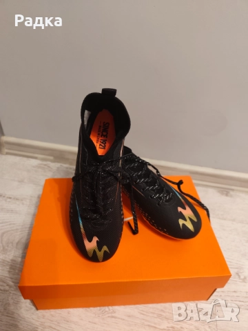 Нови детски бутонки номер 35 , снимка 3 - Футбол - 52725582