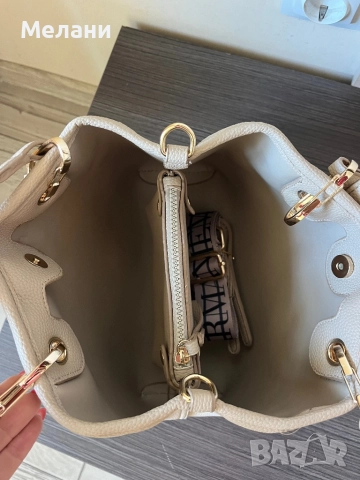 Нови дамски чанти Emporio Armani, снимка 5 - Чанти - 52298833