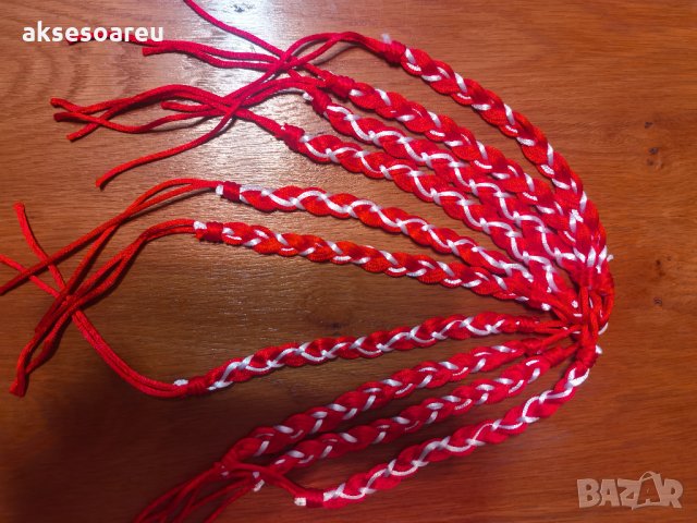 Мартеница за ръка гривна с преплетени конци с регулируема връзка плетени мартеници дамски мъжки унис, снимка 16 - Гривни - 35418349