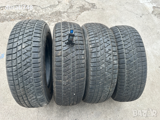 4бр. зимни гуми 215/70/15 Kumho WS71 SUV - DOT 2323 Като нови, снимка 2 - Гуми и джанти - 53928727