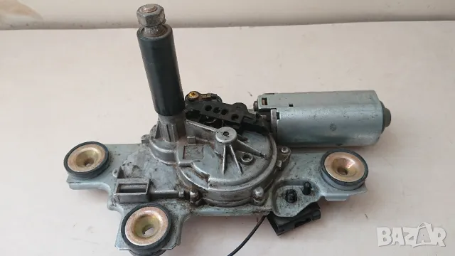 Оригинални работещи моторчета задна чистачка и задно ляво ел.стъкло за форд фокус хечбег до 2004год , снимка 6 - Части - 49481896