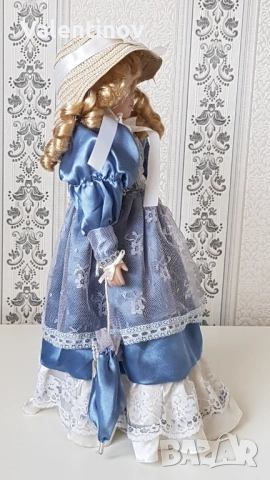 Порцеланова кукла със стойка , снимка 2 - Кукли - 54097320