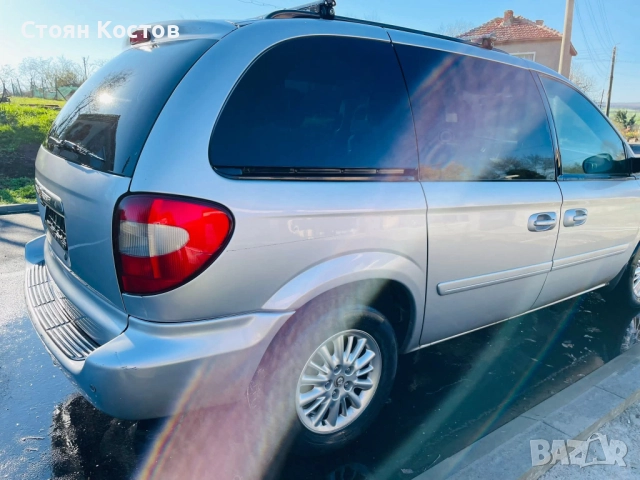 Crysler Voyager 2.8 CRD , снимка 4 - Автомобили и джипове - 52514163