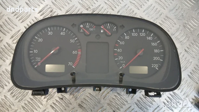 Километраж VW Golf 4 2002 1J0920806 0263637000