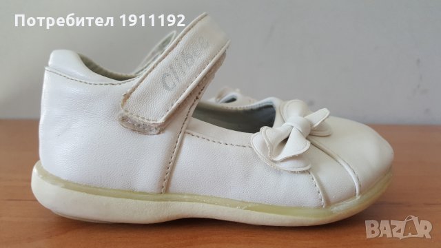 Детски бели обувки/ пантофки. Номер 25, снимка 1 - Детски обувки - 32037239