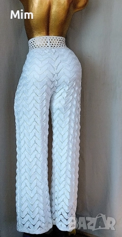  Резервирани AZARA Paris M/L Бял ажурен панталон , снимка 4 - Панталони - 52261634