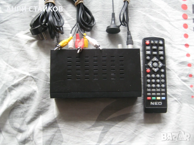 Продавам цифров декодер NEO DVBT-1100A, снимка 6 - Приемници и антени - 53380624
